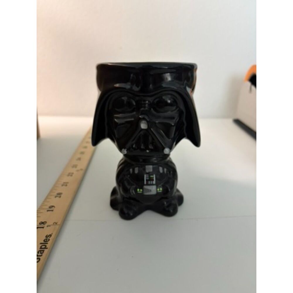 2012 Star wars Galerie mug/planter of darth vader